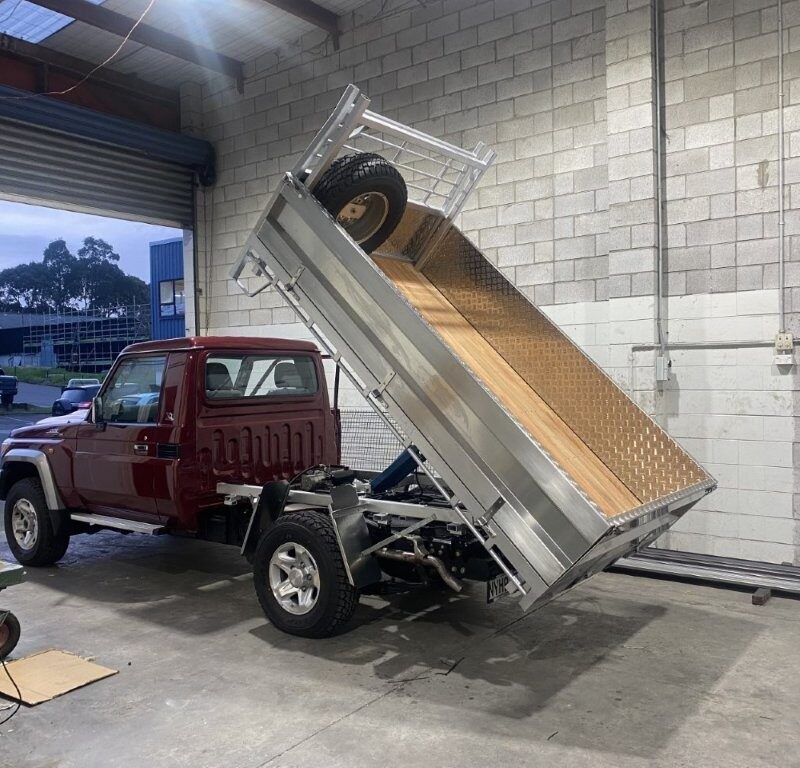 landcruiser-tipper