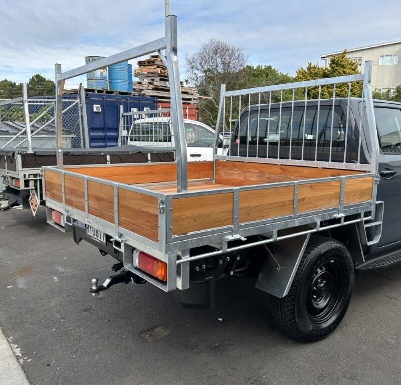 new-hilux-angle2